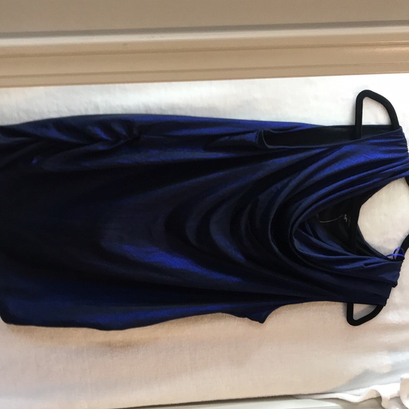 Long shiny top - Picture 2 of 2